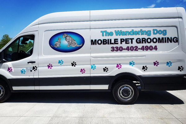 The Wandering Dog Mobile Pet Grooming Salon 1
