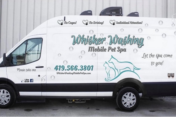 Whisker Washing Mobile Pet Spa 1a