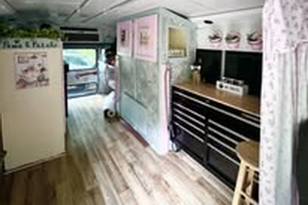 Paws Petals Mobile Dog Grooming 1