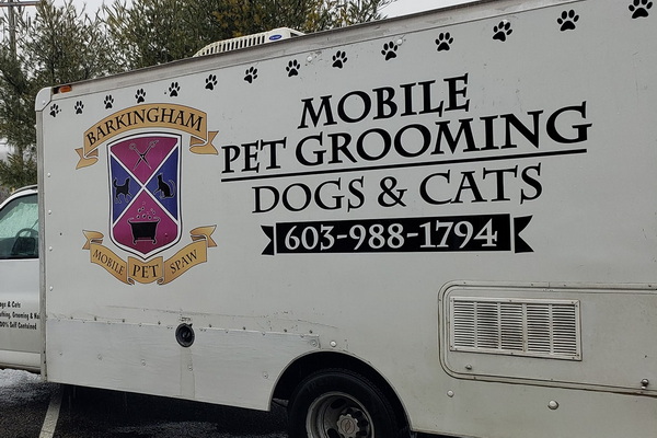 Barkingham Mobile Pet Spaw 1