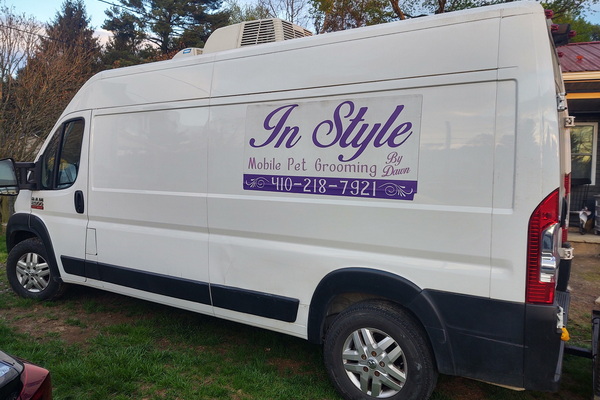 In Style Mobile Pet Grooming by Dawn 1